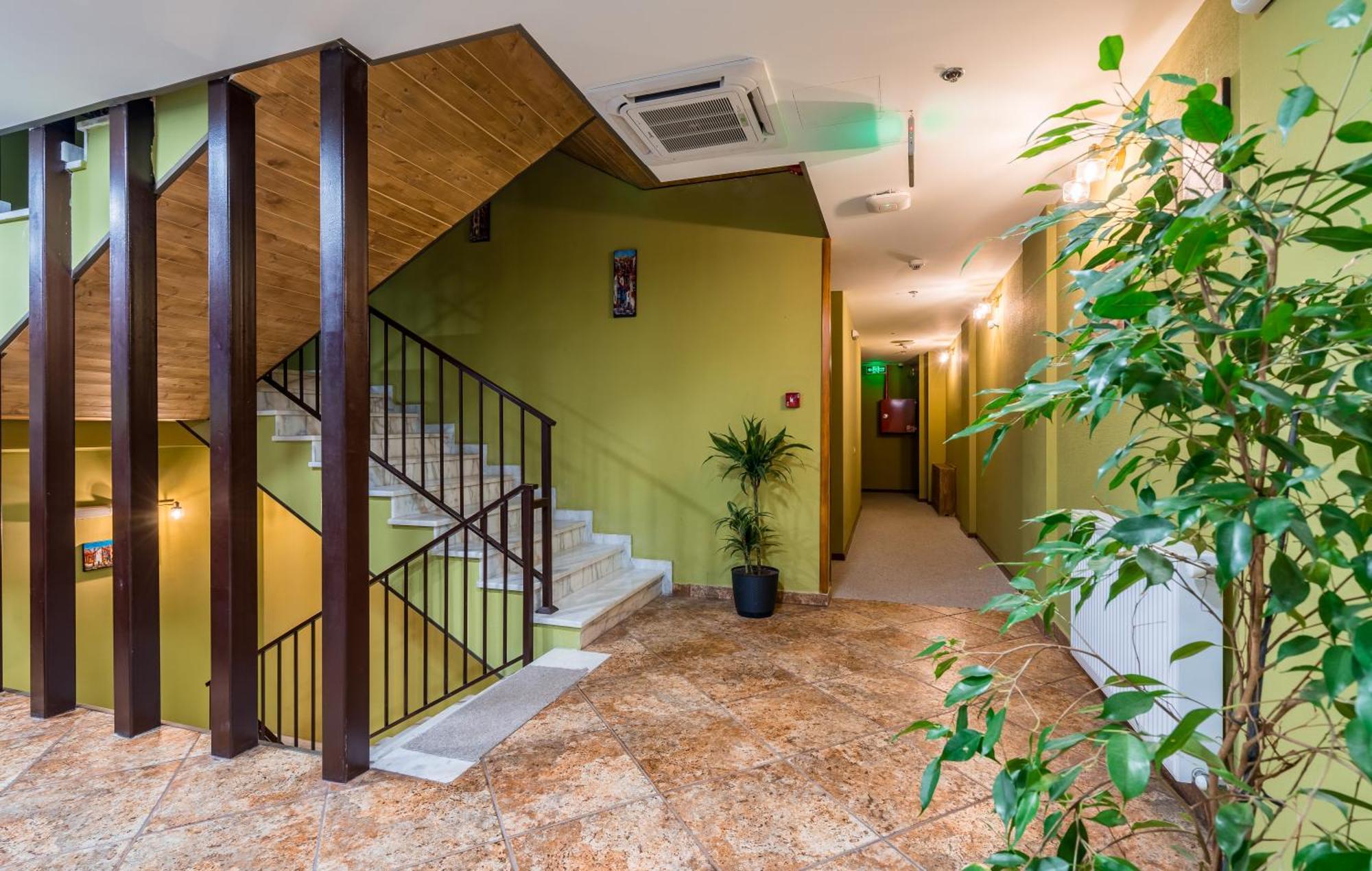 Green Inn Hotel Tbiliszi Kültér fotó