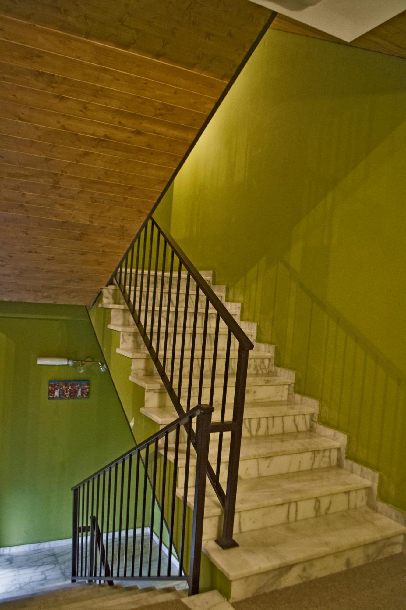Green Inn Hotel Tbiliszi Kültér fotó