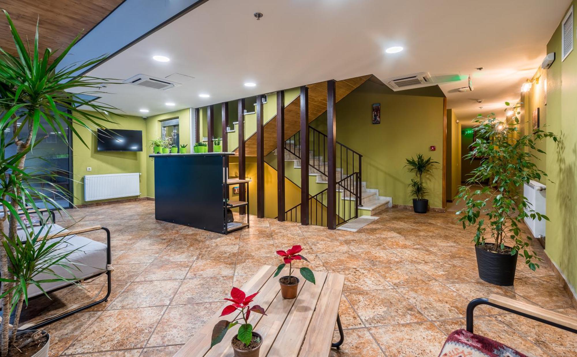 Green Inn Hotel Tbiliszi Kültér fotó