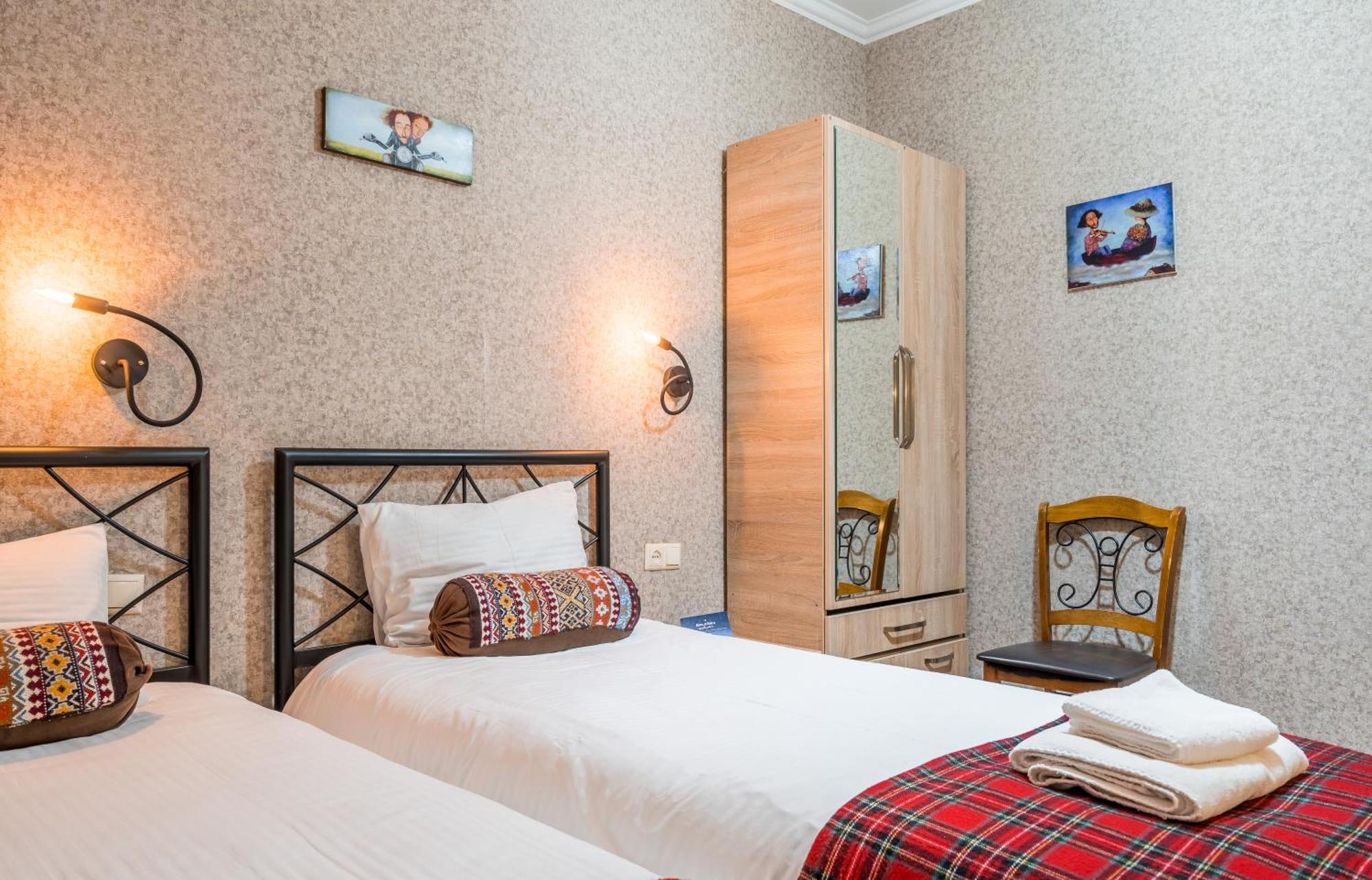 Green Inn Hotel Tbiliszi Kültér fotó