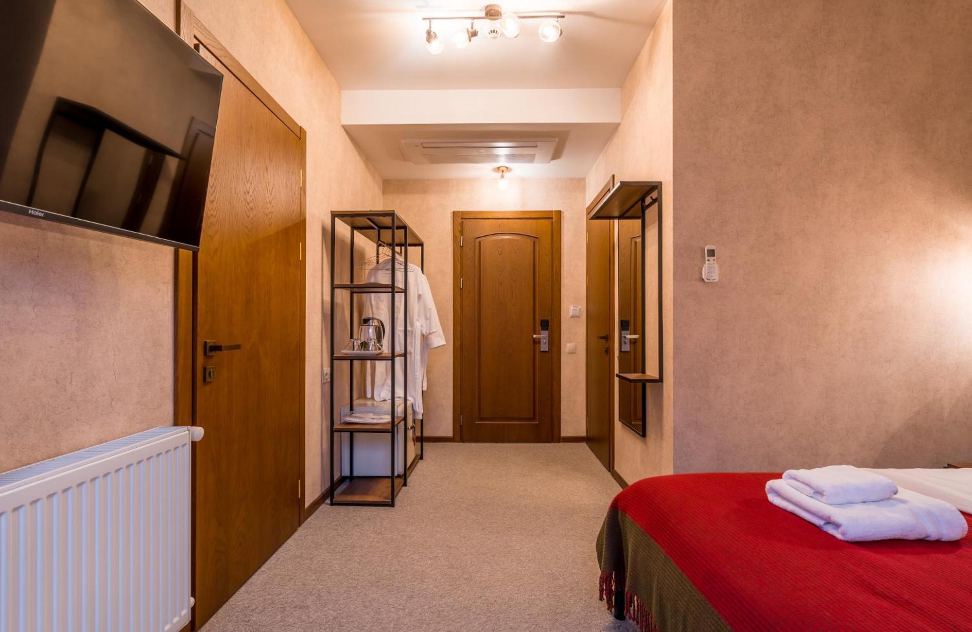 Green Inn Hotel Tbiliszi Kültér fotó