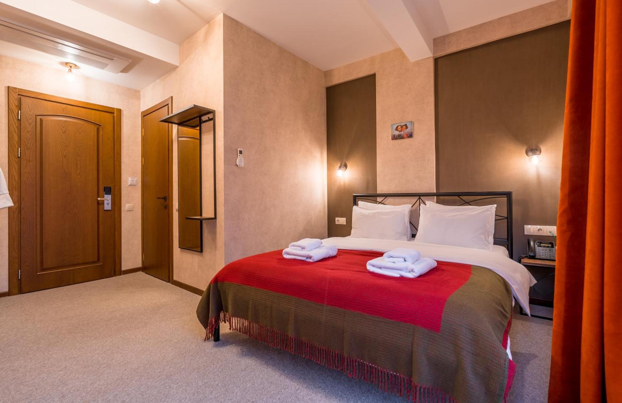 Green Inn Hotel Tbiliszi Kültér fotó
