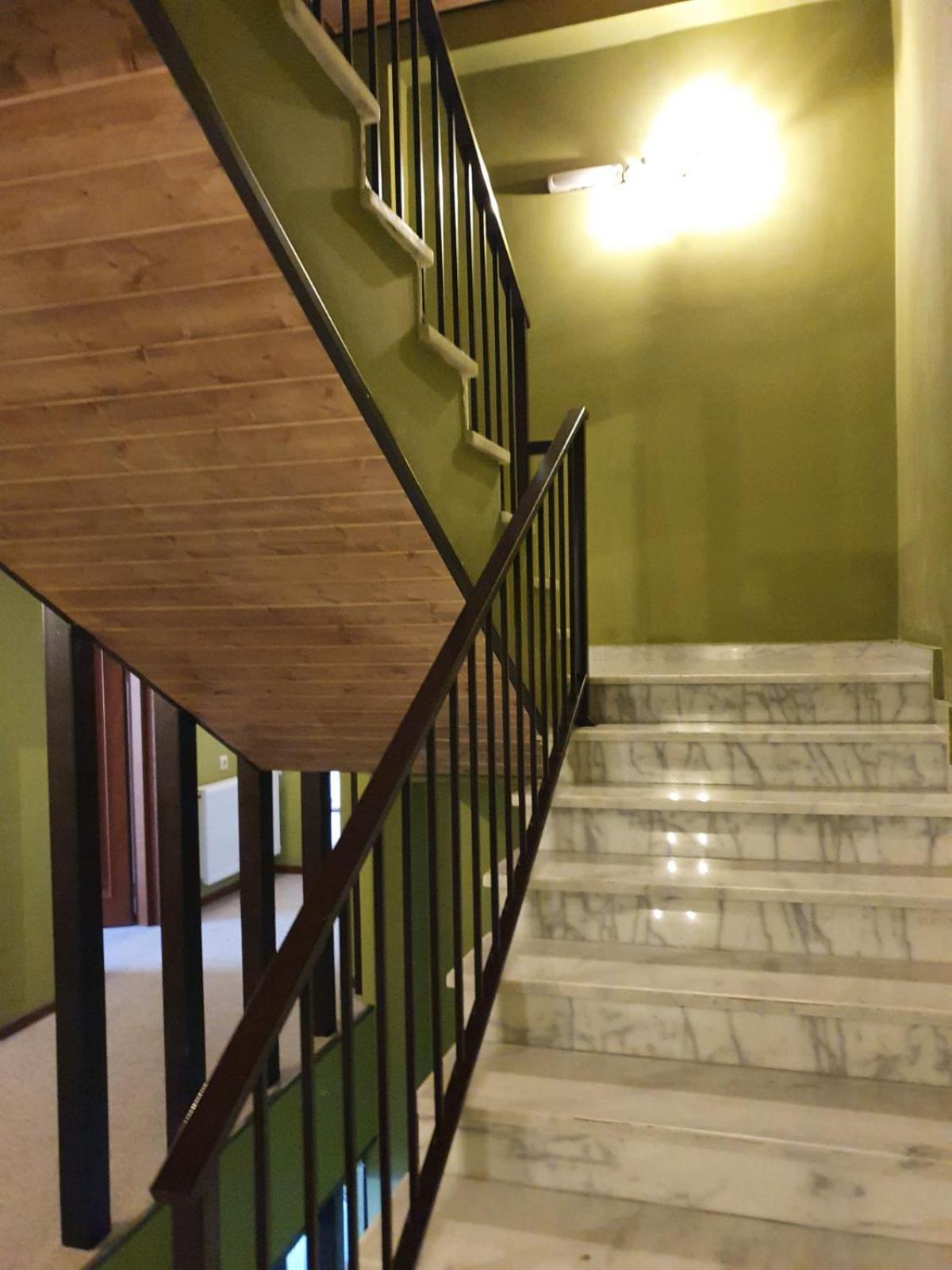 Green Inn Hotel Tbiliszi Kültér fotó